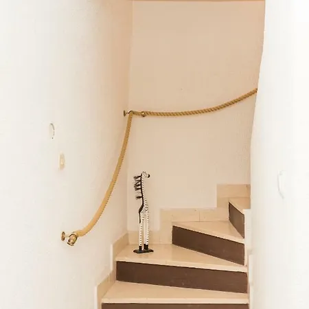 Apartment Priska1700 Split