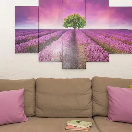 Priska1700 Apartment *